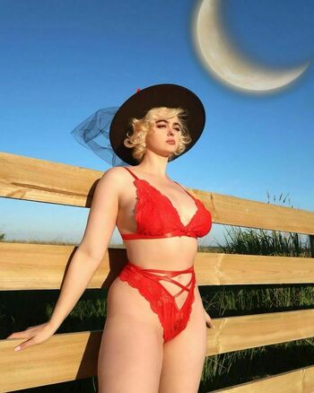 Stefania Ferrario