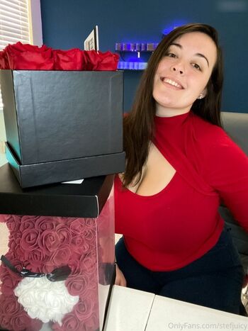 Stefanie Juicy