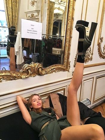 Stella Maxwell