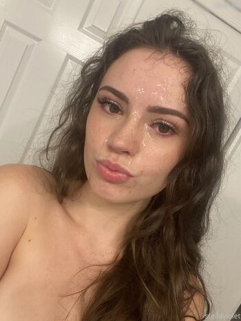 Stella Violet
