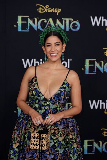 Stephanie Beatriz