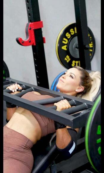 Stephanie Sanzo