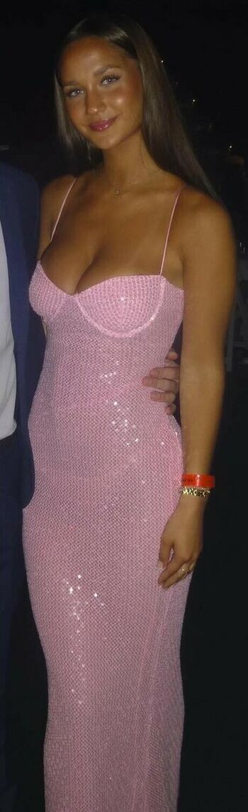 Stephanie Zustovich