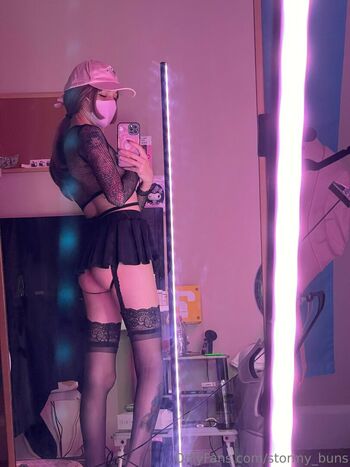 stormy_buns