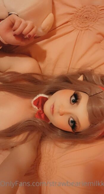Strawbeariemilkk