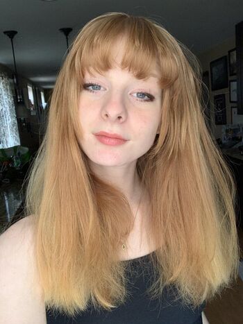 strawberrigirli