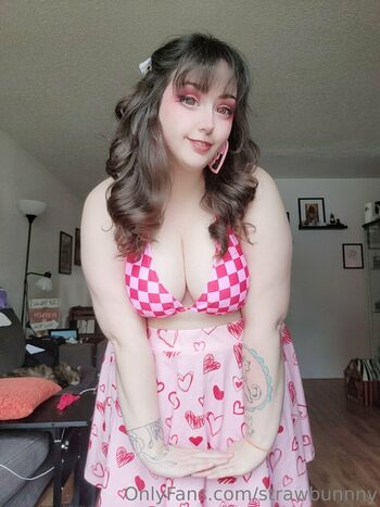 strawbunnny
