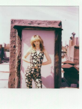 Suki Waterhouse