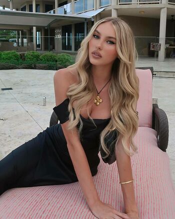 Summer Rose Hart