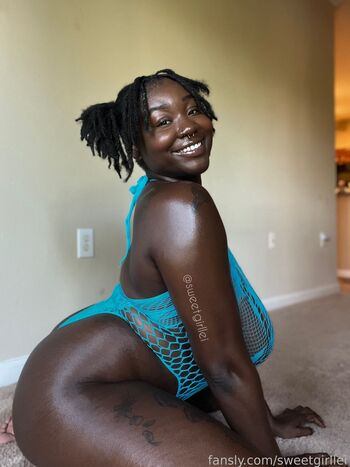 sweetgirllei