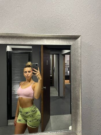 sydneydyerx