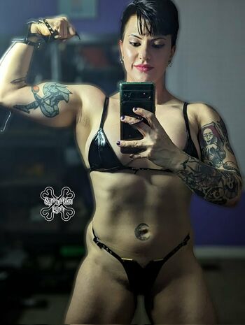 Synthetika Lynn