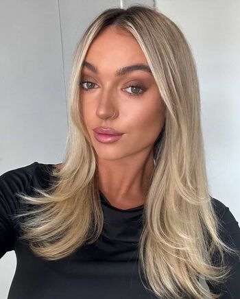Taila Ella