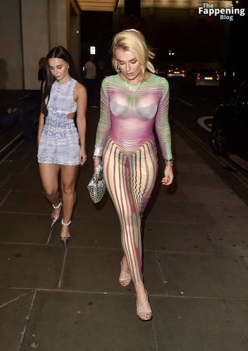 Tallia Storm