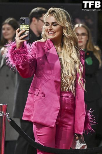 Tallia Storm