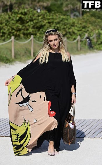Tallia Storm