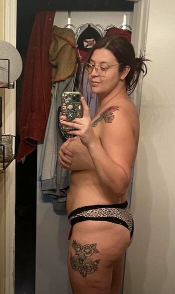 tallnerdywoman