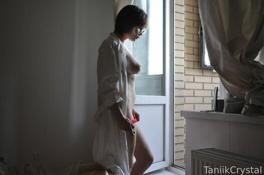 Taniikcrystal