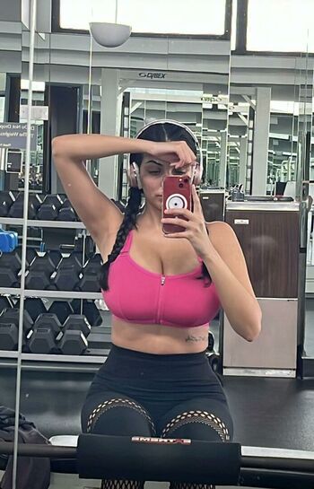 Tara Yazdi