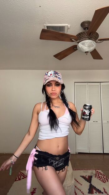 Tara Yummy