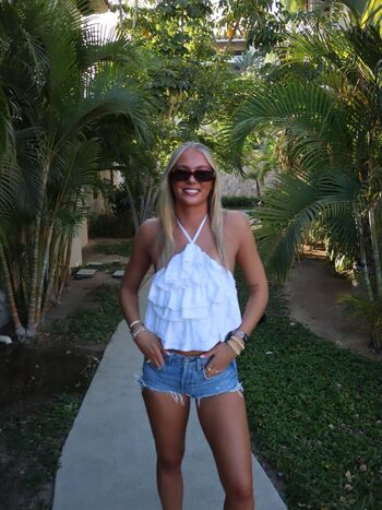 Taryn DeWese