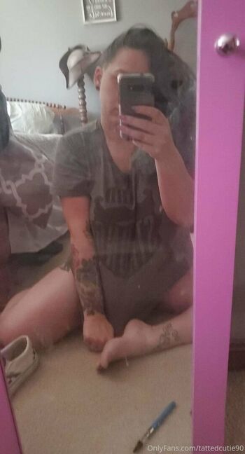 tattedcutie90