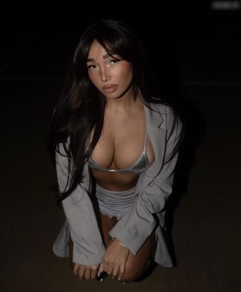 Tatum Sara