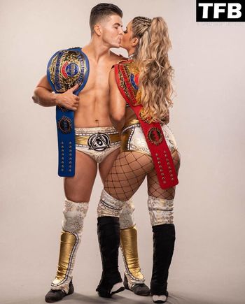 Taynara Conti