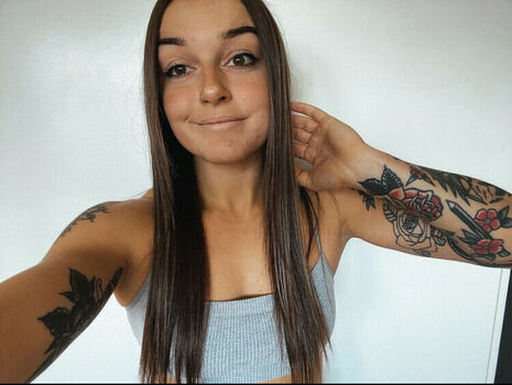 Teeteee16