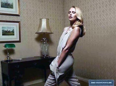 Teresa Palmer