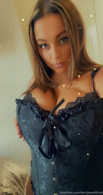 terrijaneofficial