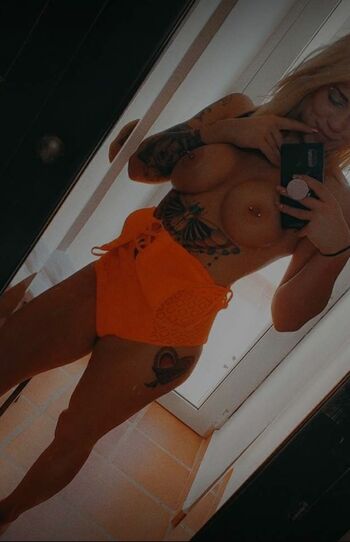 Thatonegirl_a