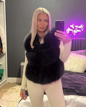 thatyoungblondeVIP