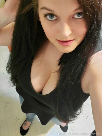 the.laurajohnson