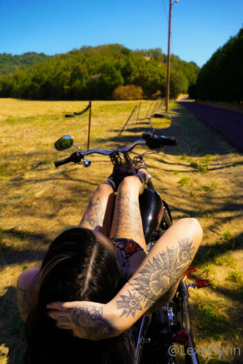 the.tattoo.lady