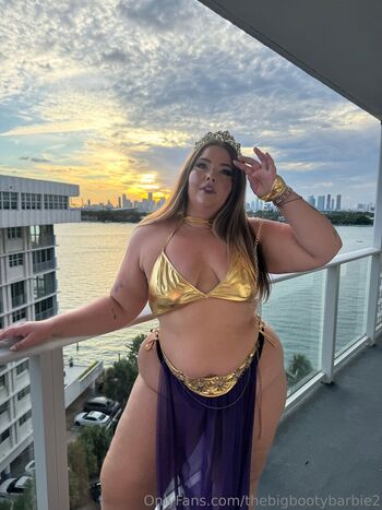 thebigbootybarbie2