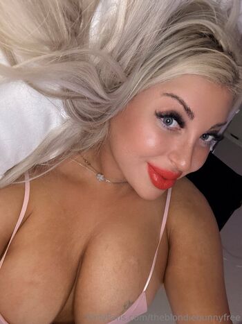 theblondiebunnyx