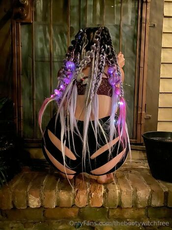 thebootywitchfree