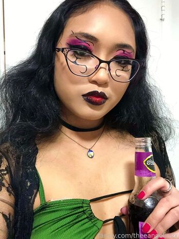 theeangelinex