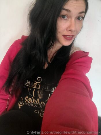 thegirlewiththecursemark