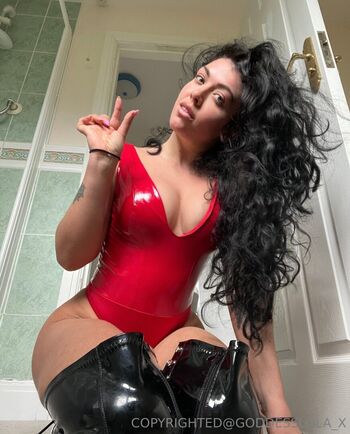 thegoddesslolaa