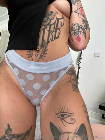 thenaughtytattooist