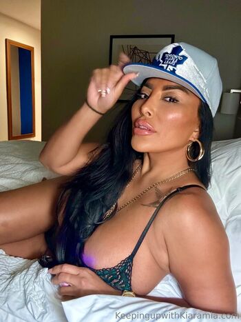 theonlykiaramia