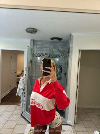 Theskimaskgirl