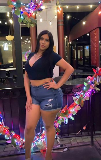 Thick Baddie _222cyn_
