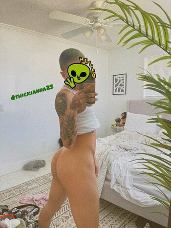 Thickianna23