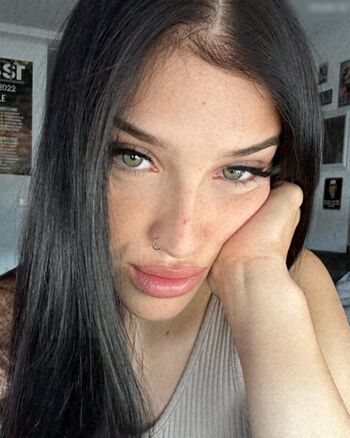 thisisronjaaa | badbarbie_1312 | Ronja Schleweis