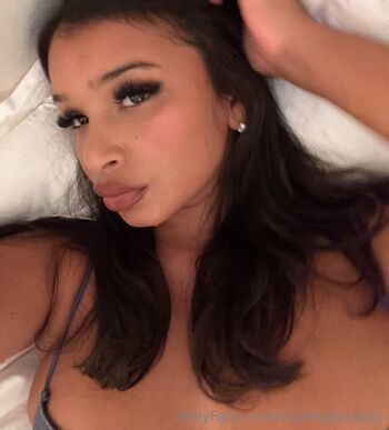 thumbalinaxxx