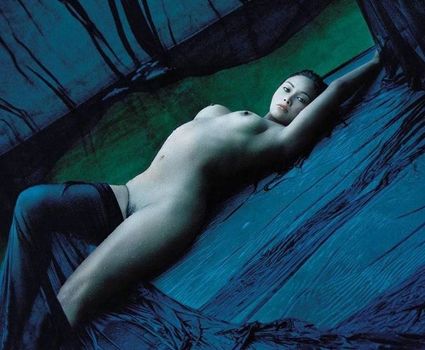 Tia Carrere