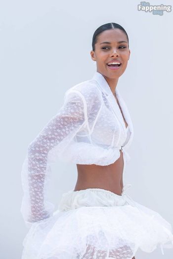 Tina Kunakey